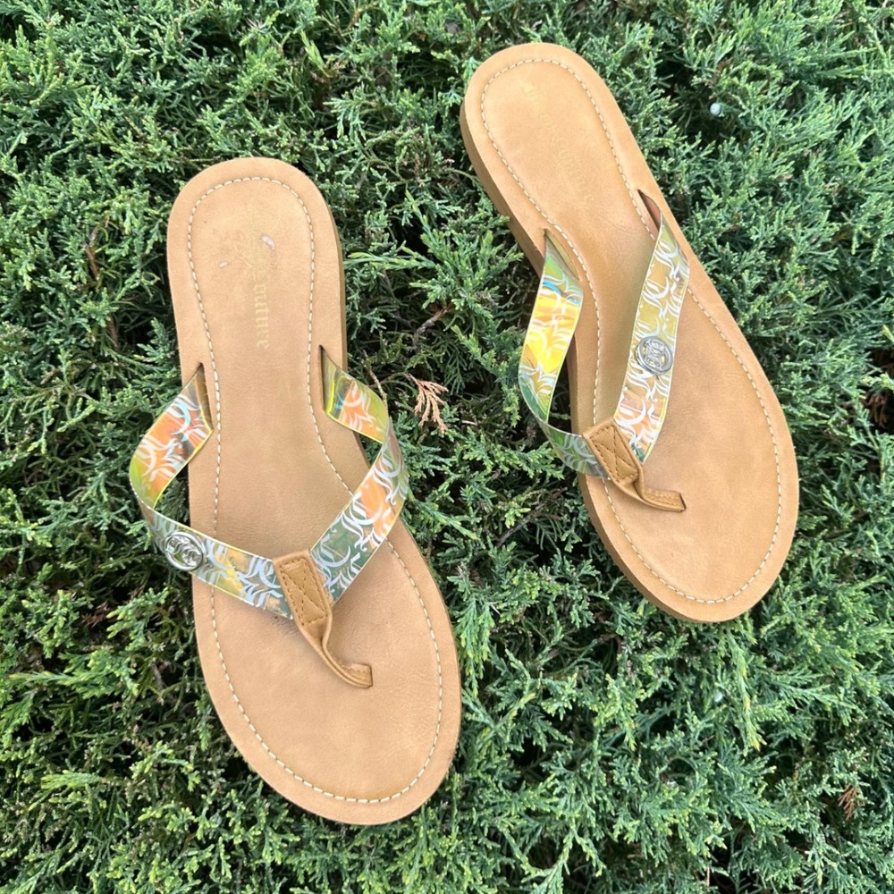 Juicy Couture Women's‎ Summer Flip Flop Sandals Size 11 Gold - Picture 3 of 10